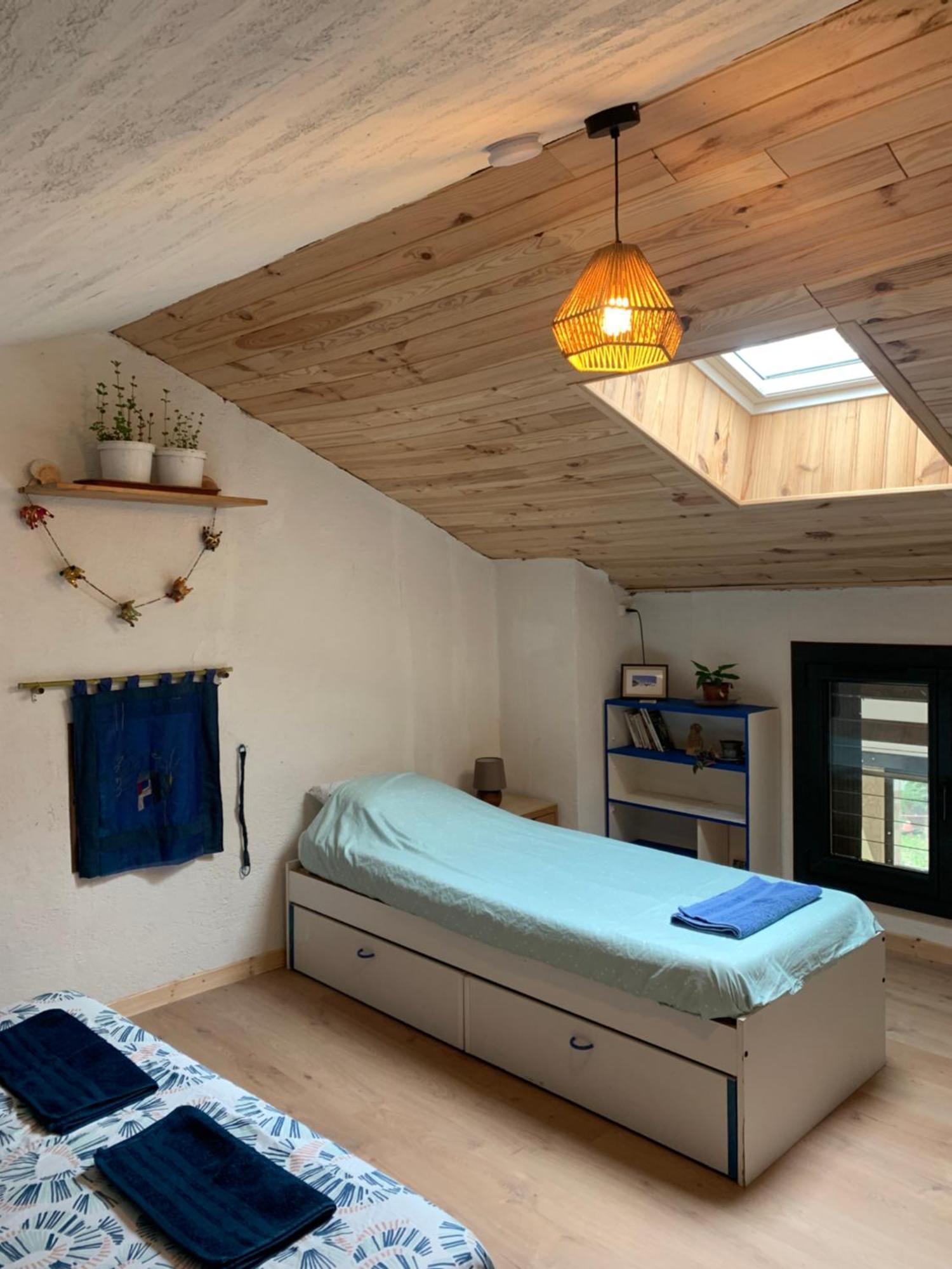 Les Favouilles - Gite & Chambres D Hotes Dauphin エクステリア 写真