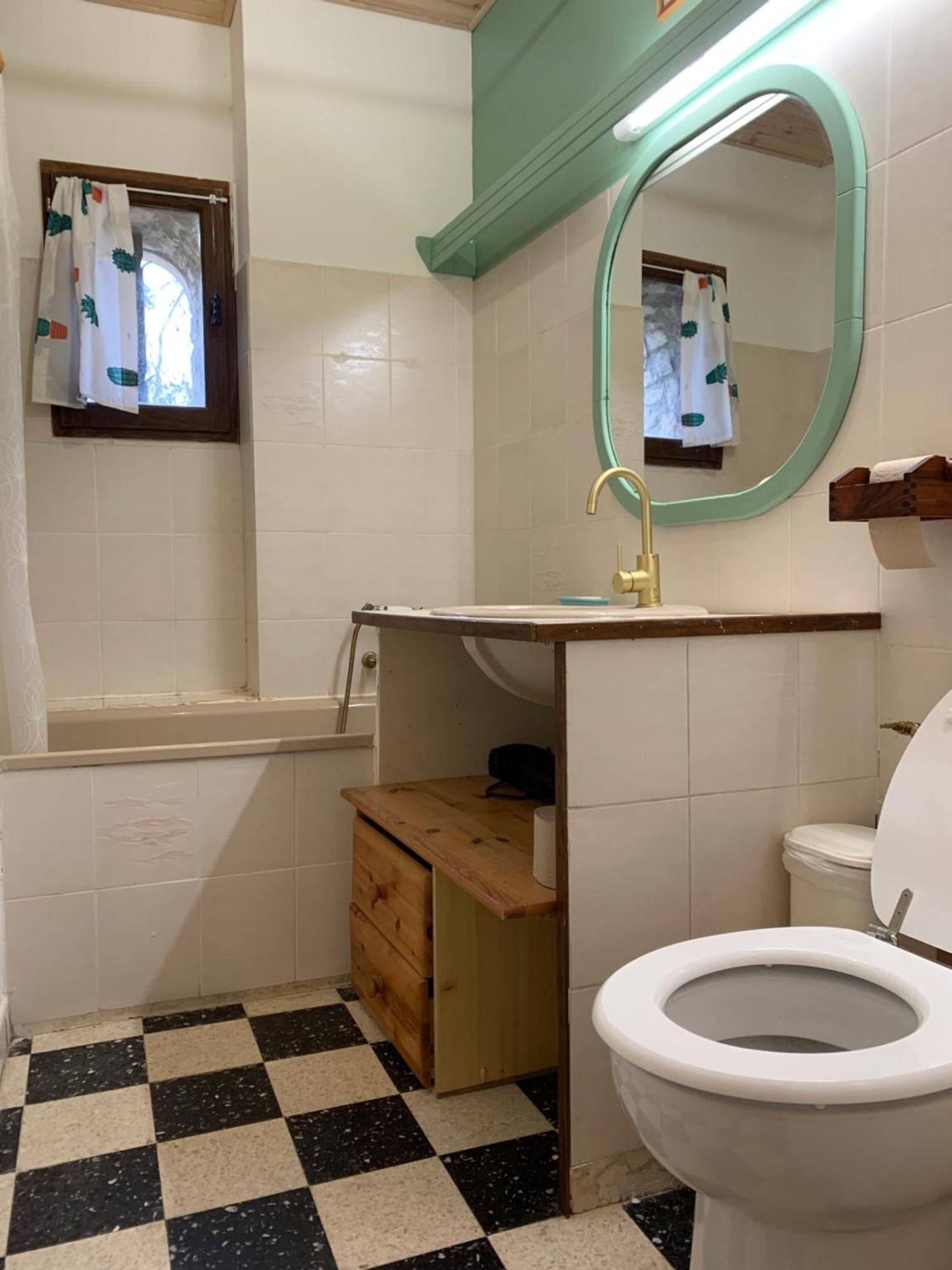 Les Favouilles - Gite & Chambres D Hotes Dauphin エクステリア 写真