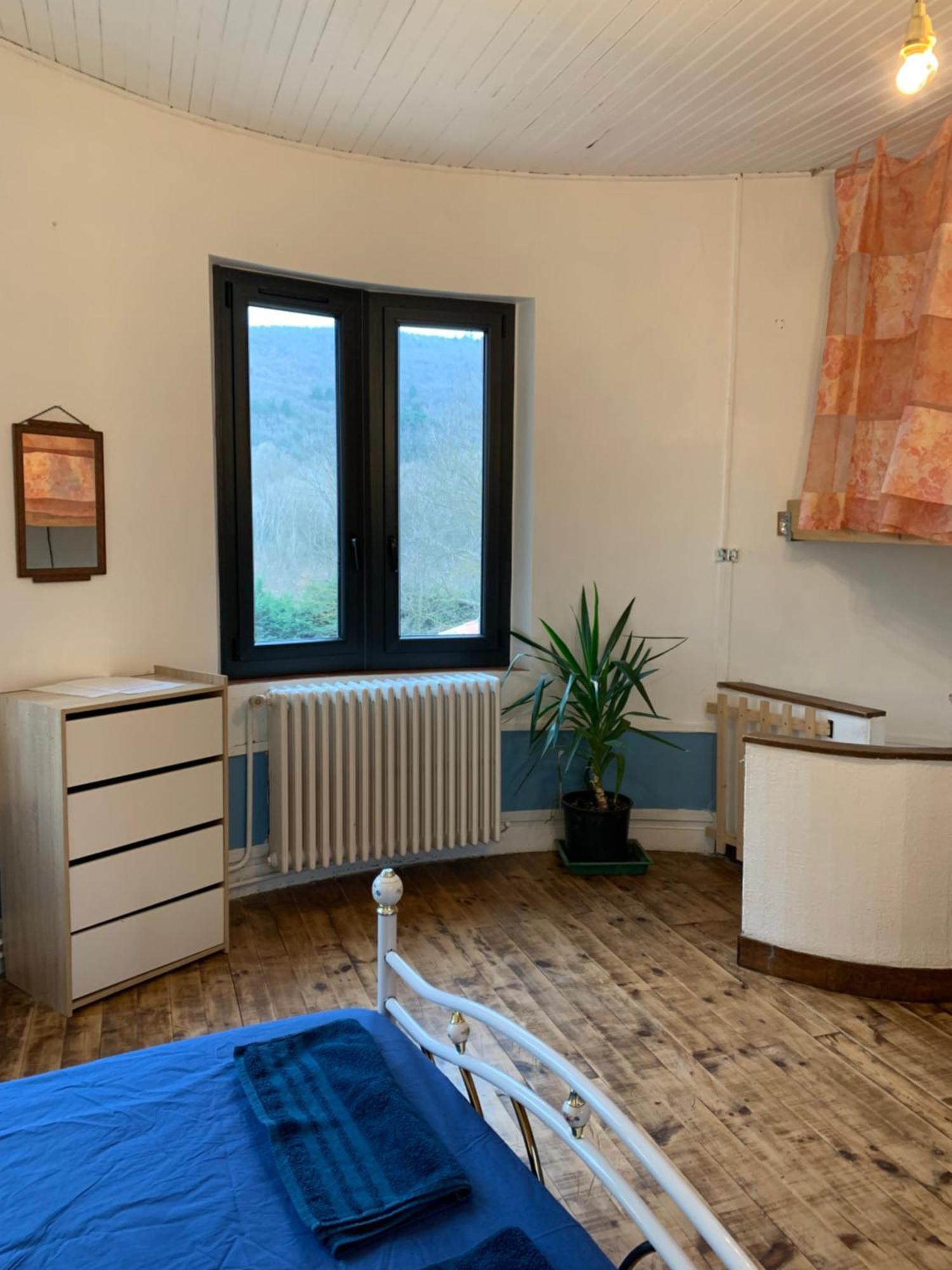 Les Favouilles - Gite & Chambres D Hotes Dauphin 部屋 写真