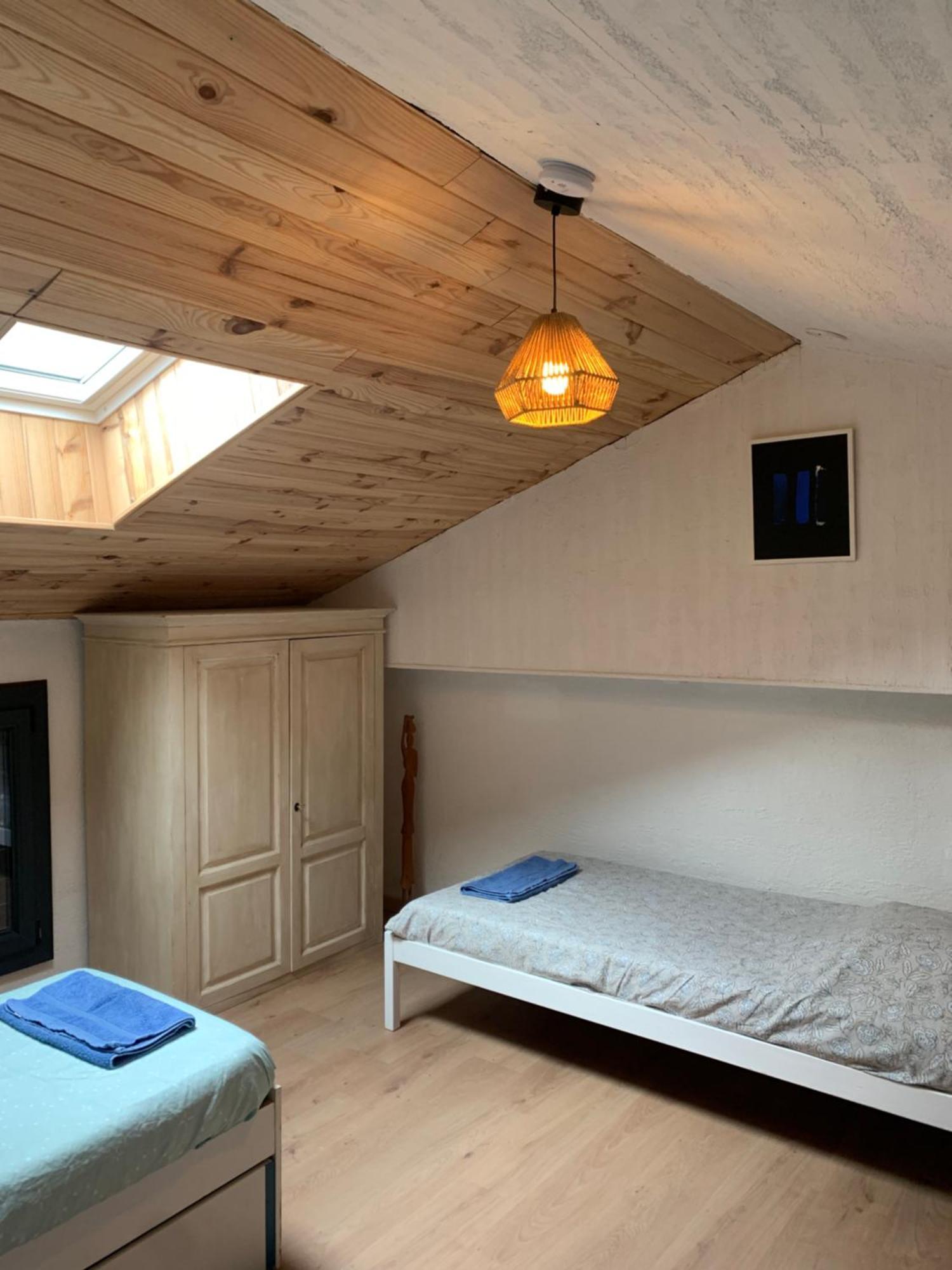 Les Favouilles - Gite & Chambres D Hotes Dauphin 部屋 写真